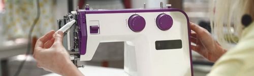 Jak naoliwić maszynę do szycia Łucznik?